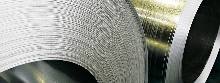 冷轧过程中作为终端产品的钢卷  